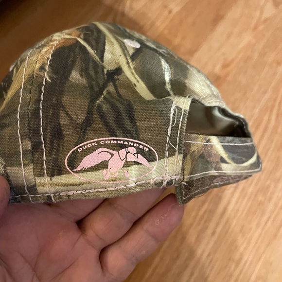 Duck Commander girls camouflage “Hey look here Jack “ SI Paramount Outdoors Hat - Picture 4 of 7